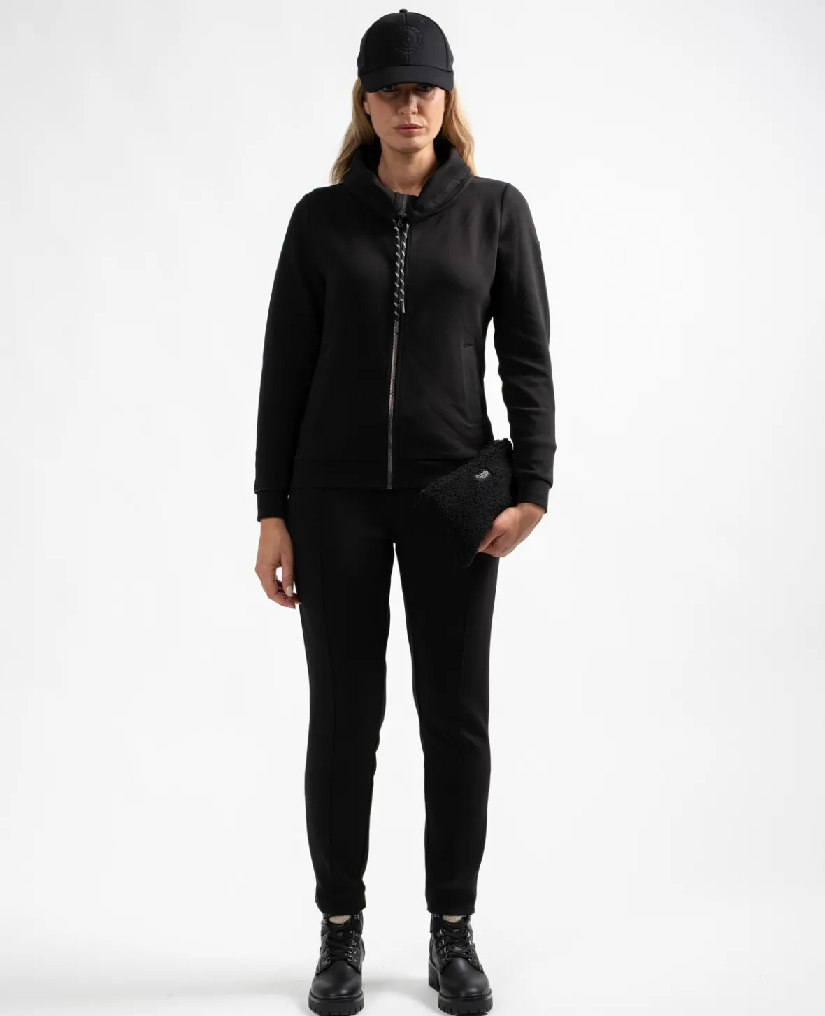 Sun Valley Dyniah Noir Store