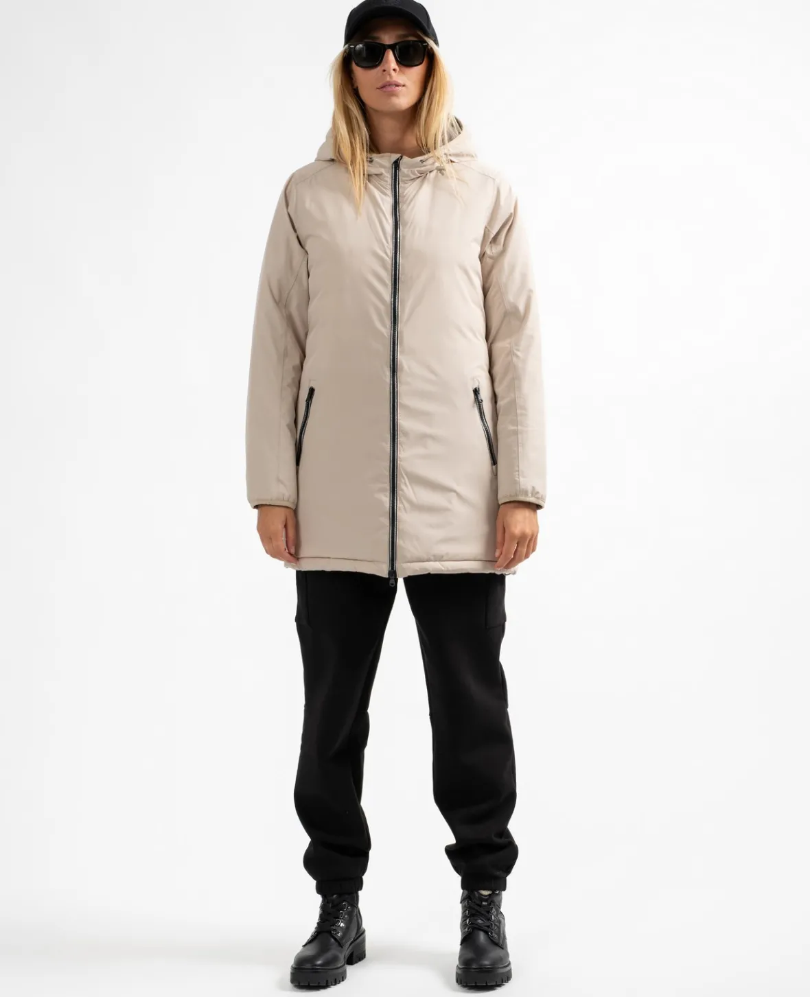 Sun Valley Yattax Sable Hot